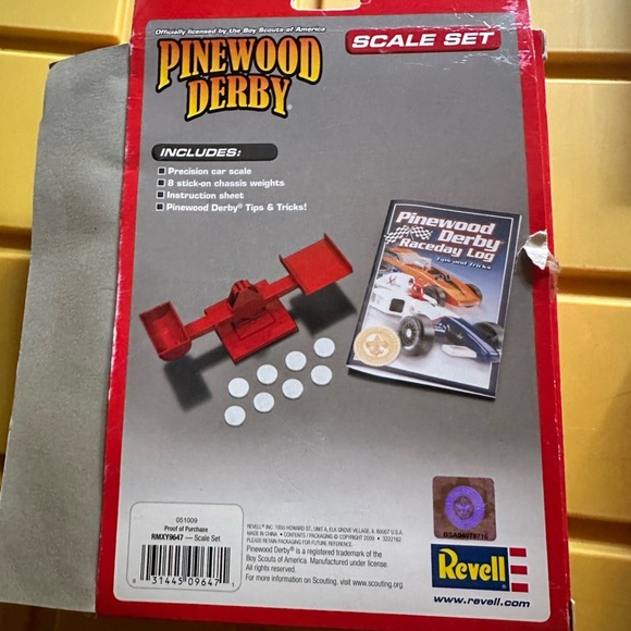 Revel Pinewood Derby Scale Set - Picture 2 of 2